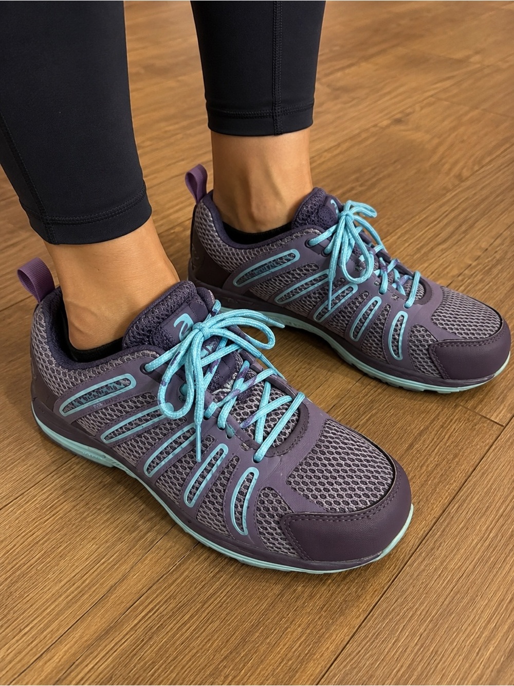 Nautilus Women's Carbon Fiber Toe Slip-Resistant Work Athletic Shoe